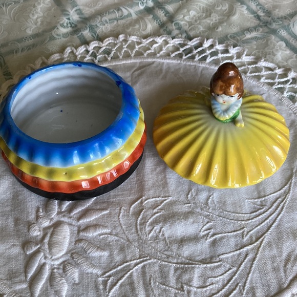 Vtg. doll dresser container/decoration, perfect—blk, or, yel, blue, gr, br.  $20 - Picture 5 of 10